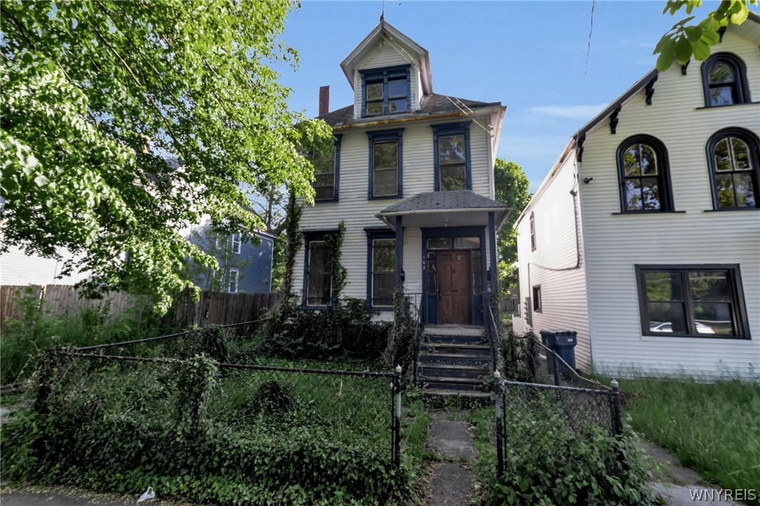 162 Normal Avenue Buffalo, NY 14213 - Photo 1 of 40