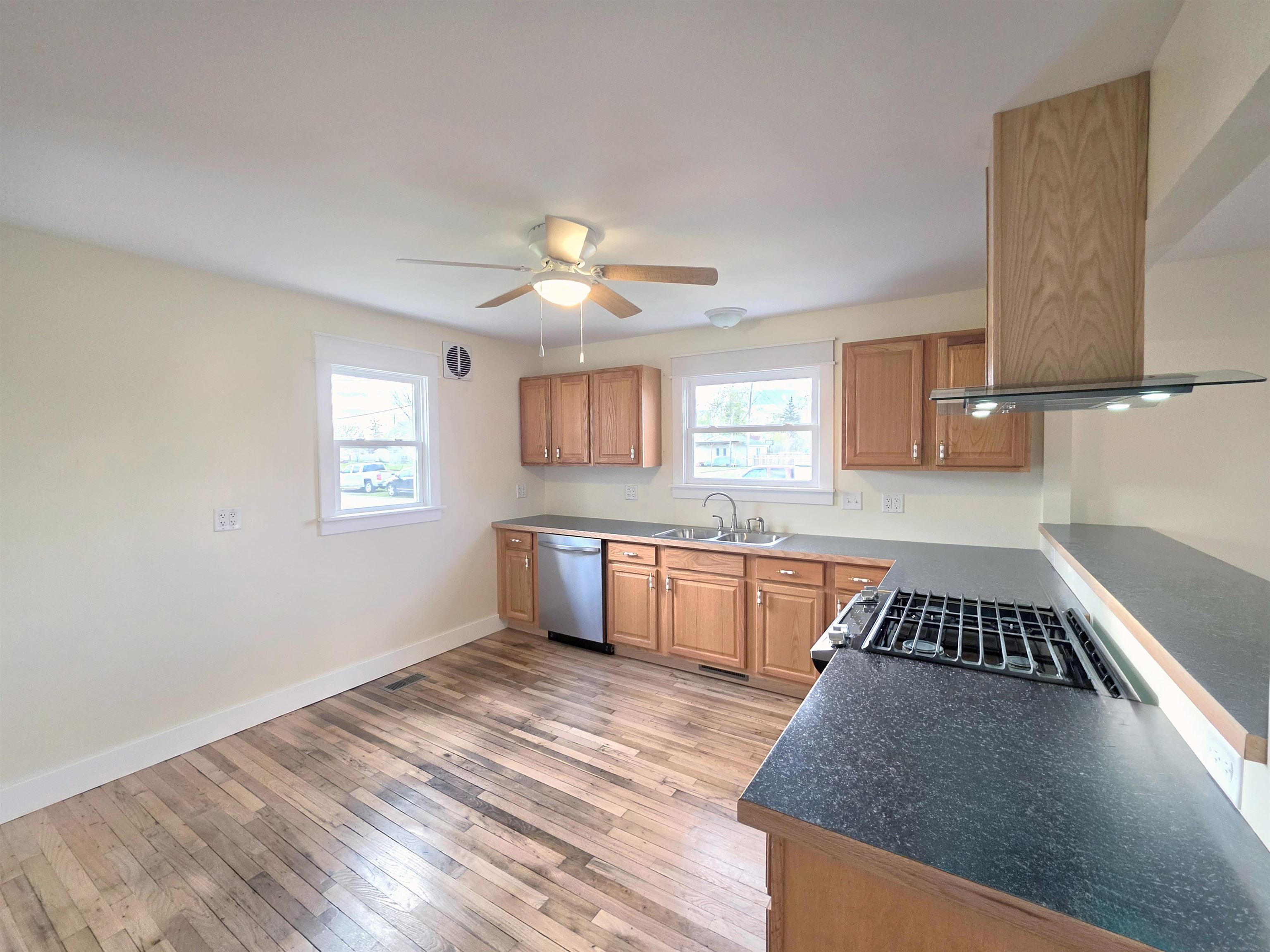 1500 Wilson Street Bay City, MI 48708 - Photo 10 of 47 Gallery Image 10