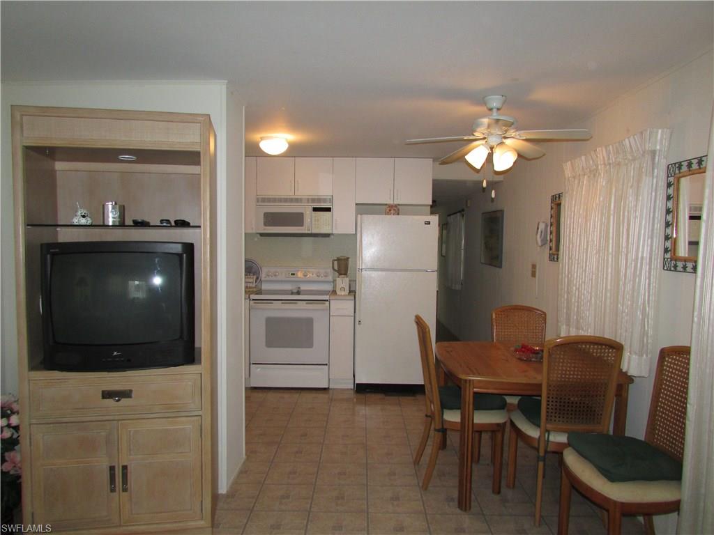 113 Enchanting Boulevard, Unit E113 Naples, FL 34112 - Photo 4 of 11
