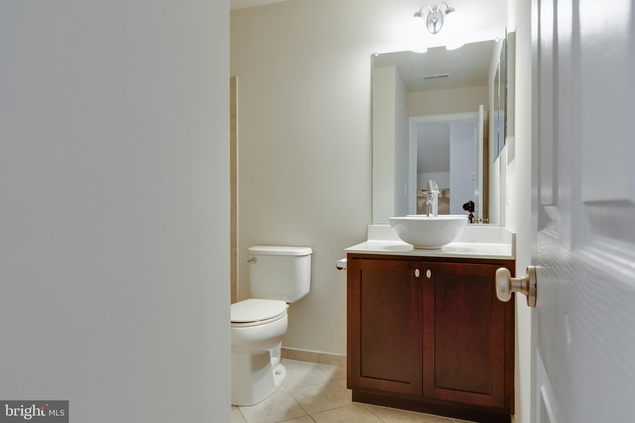 7621 Elmcrest Road Hanover, MD 21076 - Photo 34 of 73