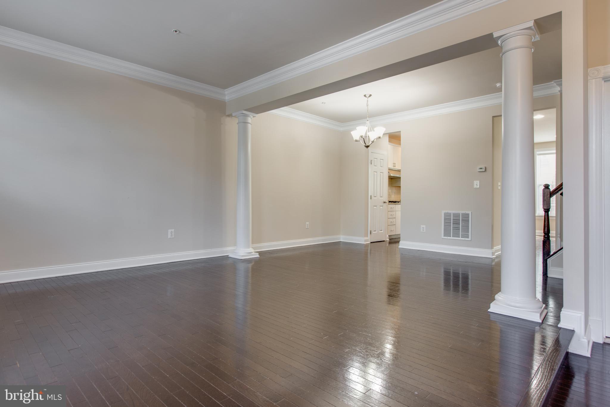7621 Elmcrest Road Hanover, MD 21076 - Photo 9 of 73