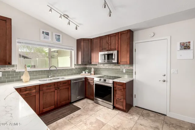 $789,900 | 2129 East Jensen Street, Mesa, AZ 85213