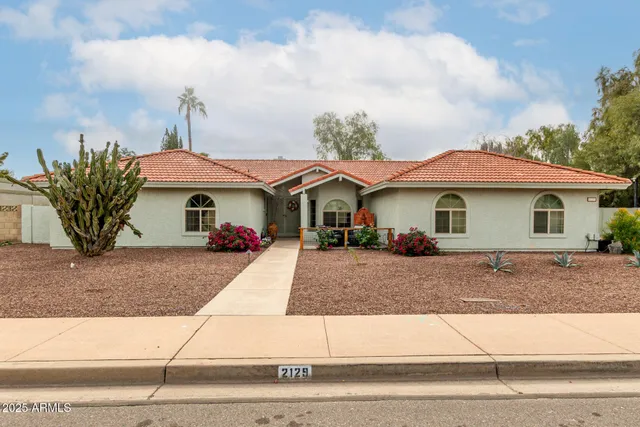 $789,900 | 2129 East Jensen Street, Mesa, AZ 85213