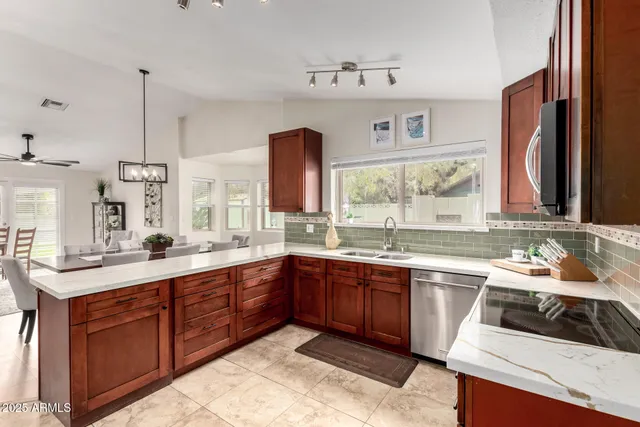 $789,900 | 2129 East Jensen Street, Mesa, AZ 85213