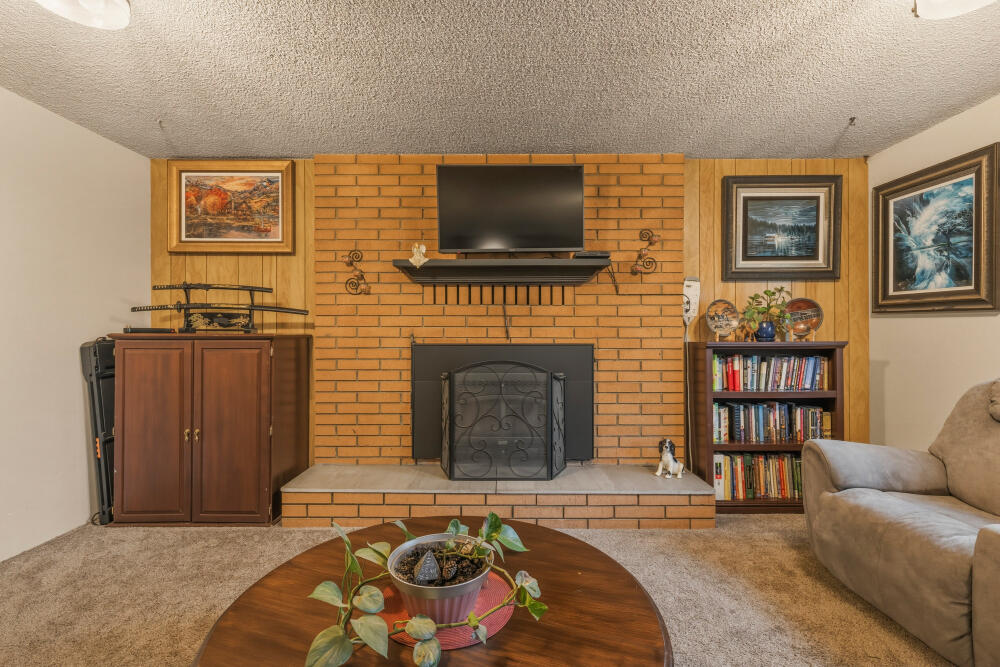 27233 Rocky Point Road Klamath Falls, OR 97601 - Photo 18 of 85