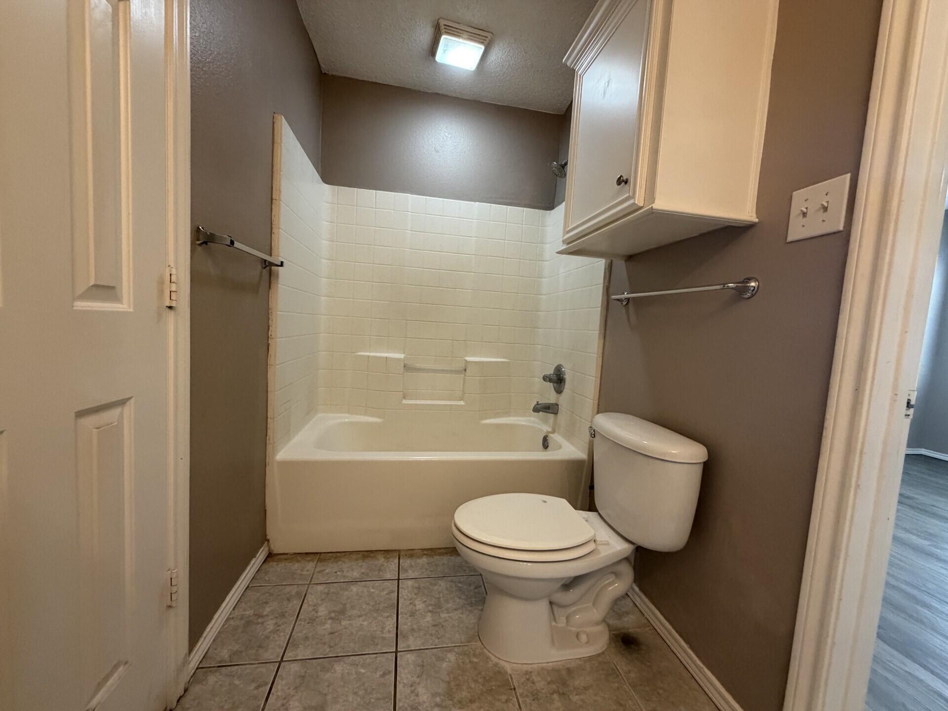 6510 9th Street Lubbock, TX 79416 - Photo 8 of 14 8