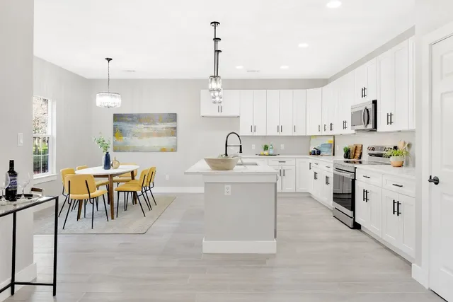 $357,990 | 137 Puu Waa Waa Lane, Bastrop, TX 78602