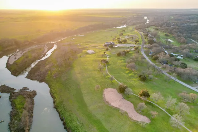 $357,990 | 137 Puu Waa Waa Lane, Bastrop, TX 78602