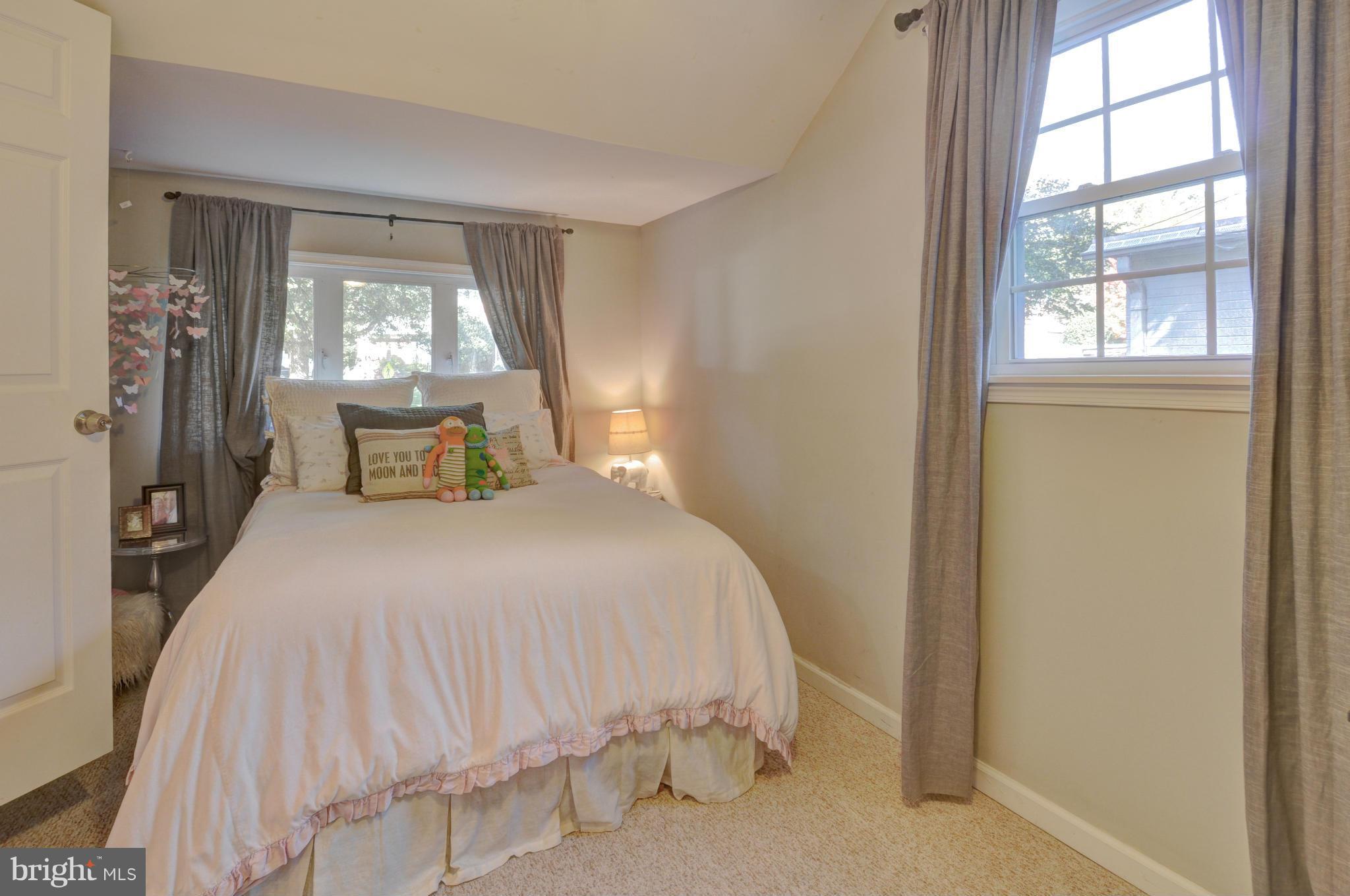 3305 Russell Road Alexandria, VA 22305 - Photo 14 of 30 Bedroom