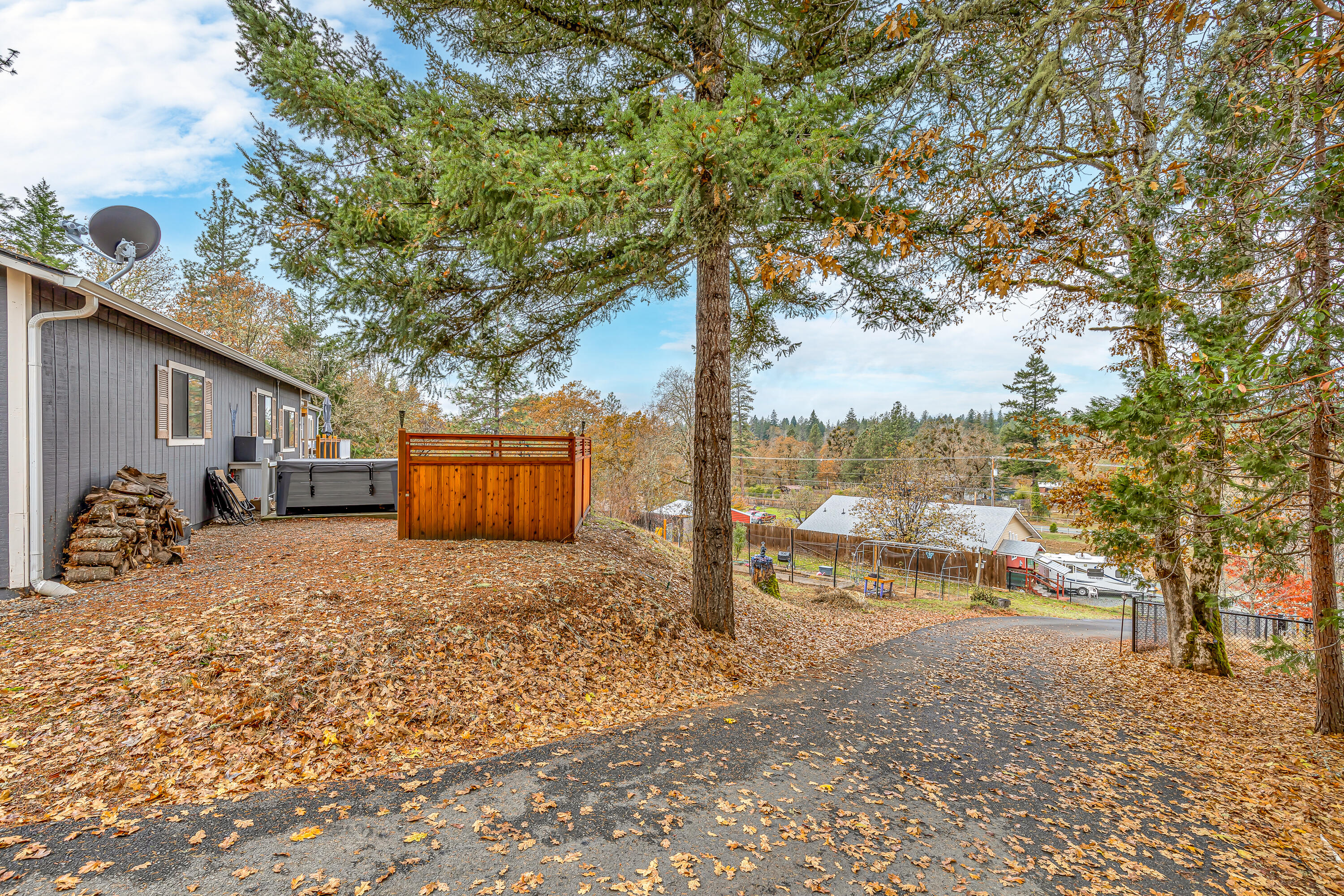 1797 Pleasant Valley Road Merlin, OR 97532 - Photo 35 of 55 9R9A3095
