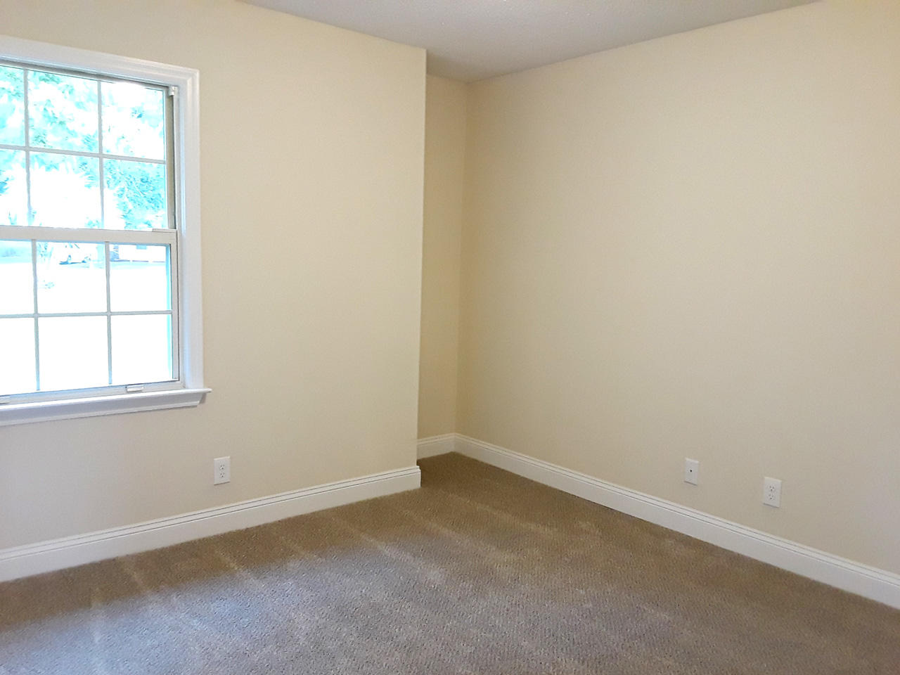 130 Foxborough Road Goose Creek, SC 29445 - Photo 16 of 37 Bedroom 2
