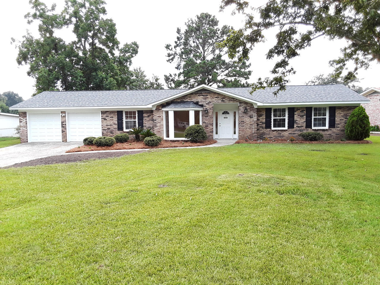 130 Foxborough Road Goose Creek, SC 29445 - Photo 35 of 37 Welcome to 130 Foxborough Road.