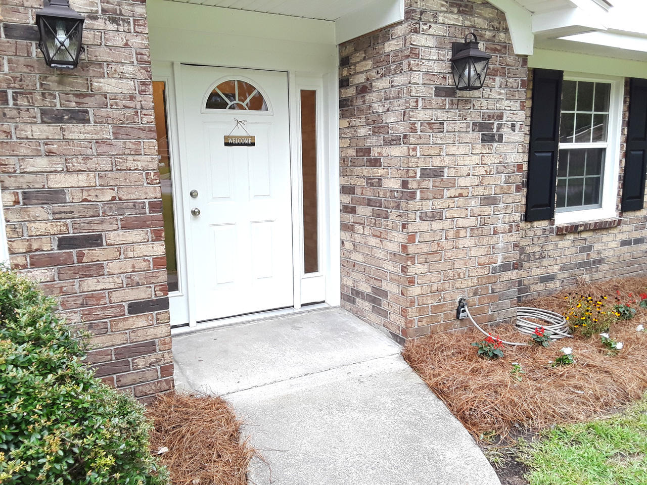 130 Foxborough Road Goose Creek, SC 29445 - Photo 37 of 37 Welcome Home to 130 Foxborough.