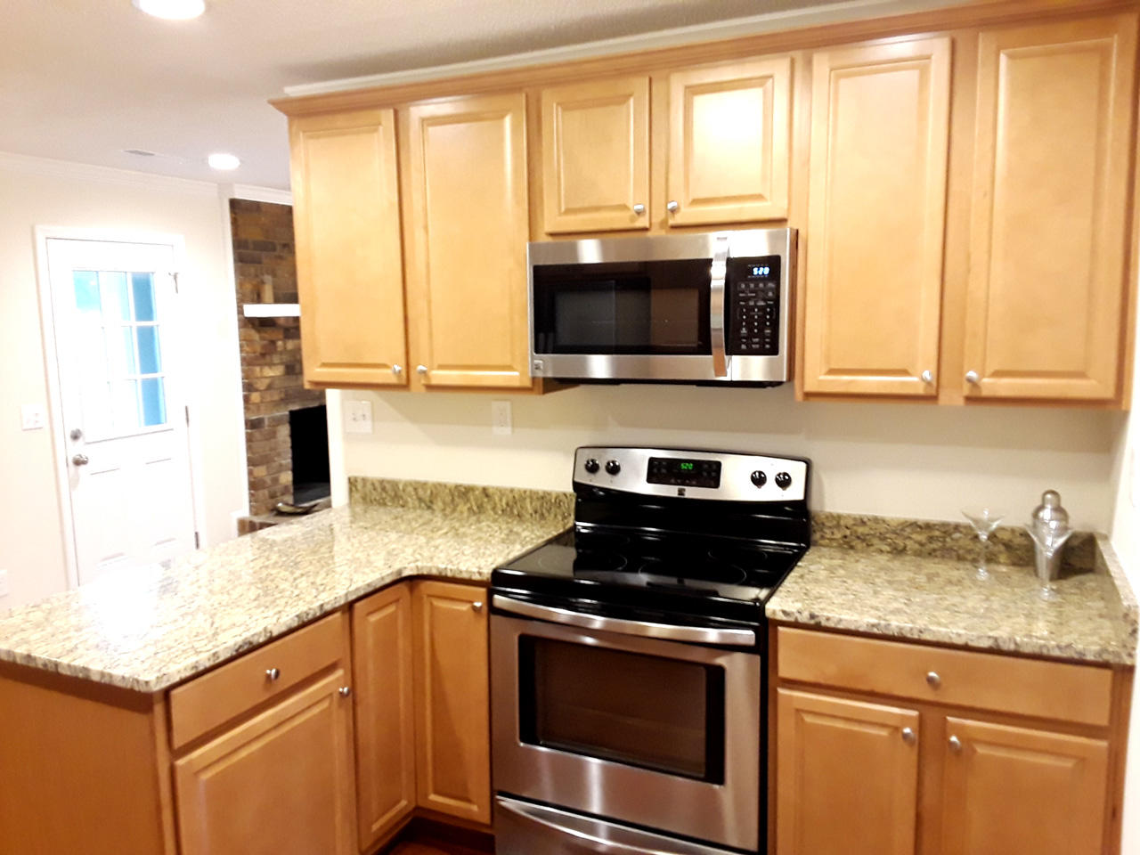 130 Foxborough Road Goose Creek, SC 29445 - Photo 8 of 37 Your Totally Updated Kitchen.