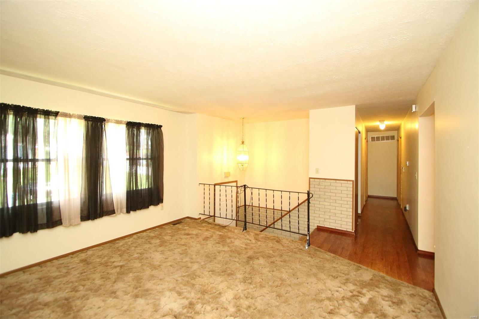 601 Mildred Street Alton, IL 62002 - Photo 6 of 12 Gallery Image 6