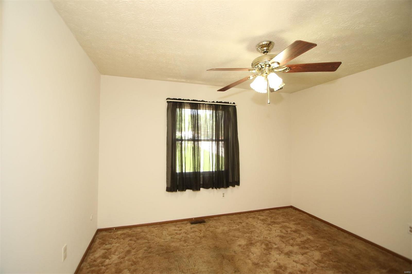 601 Mildred Street Alton, IL 62002 - Photo 9 of 12 Gallery Image 9