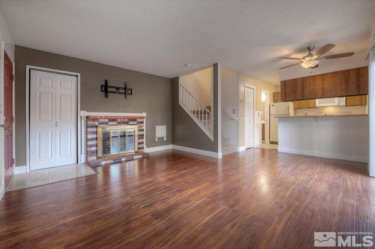 4576 Matich Drive Reno, NV 89502 - Photo 6 of 28 Photo 6