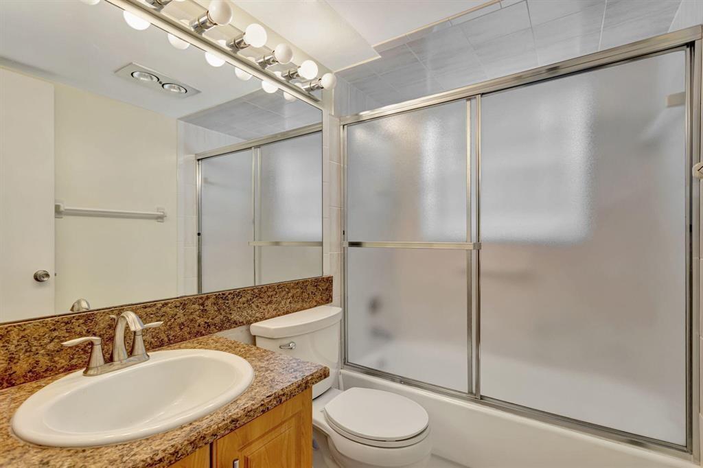 477 Durham, Unit 477 Deerfield Beach, FL 33442 - Photo 23 of 65