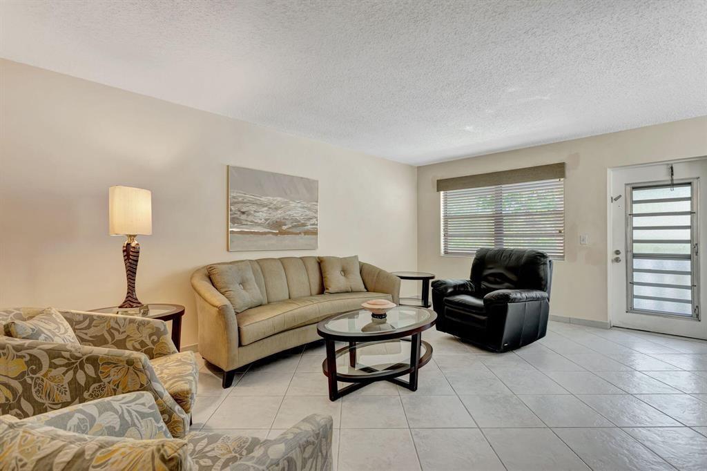 477 Durham, Unit 477 Deerfield Beach, FL 33442 - Photo 4 of 65