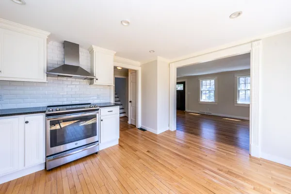 $630,000 | 45 Old Phinney's Lane, Barnstable, MA 02630