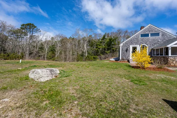 $630,000 | 45 Old Phinney's Lane, Barnstable, MA 02630