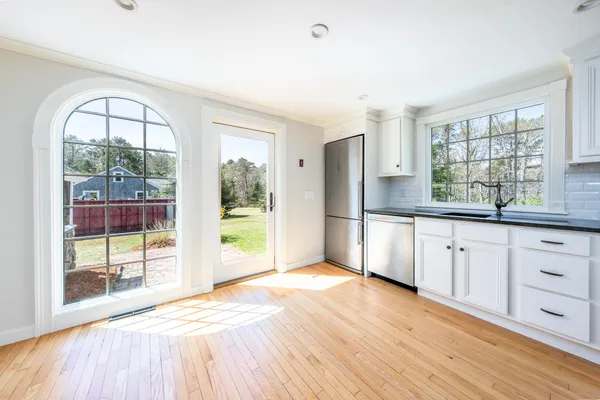 $630,000 | 45 Old Phinney's Lane, Barnstable, MA 02630