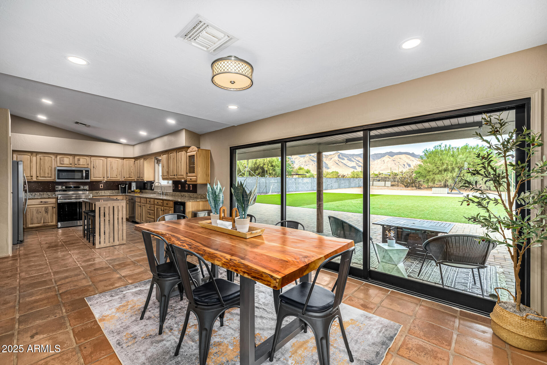 2293 South Marlow Road Apache Junction, AZ 85119 - Photo 28 of 81 35-Marlow