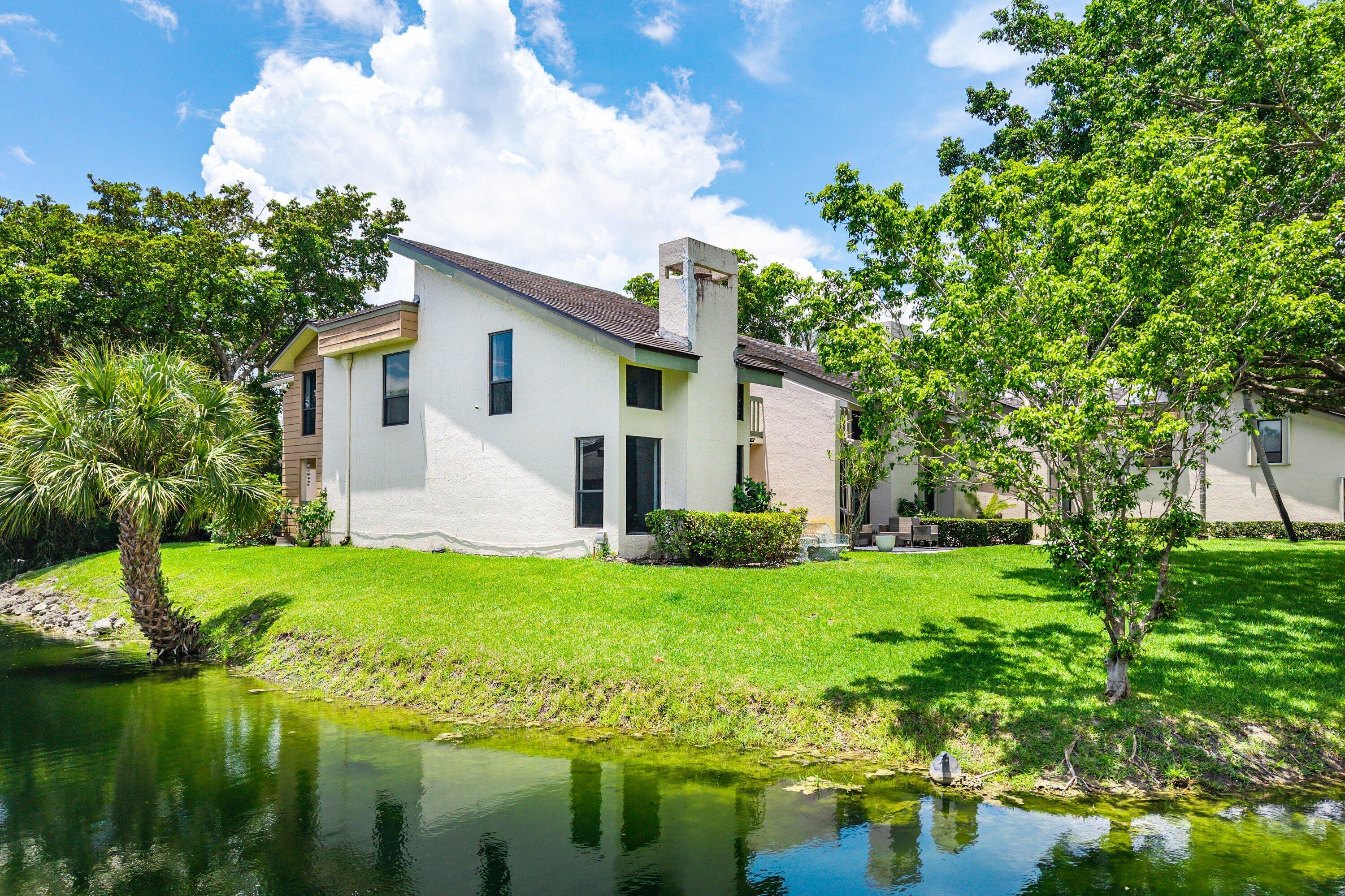 6096 Glendale Drive Boca Raton, FL 33433 - Photo 5 of 60 Side Lake