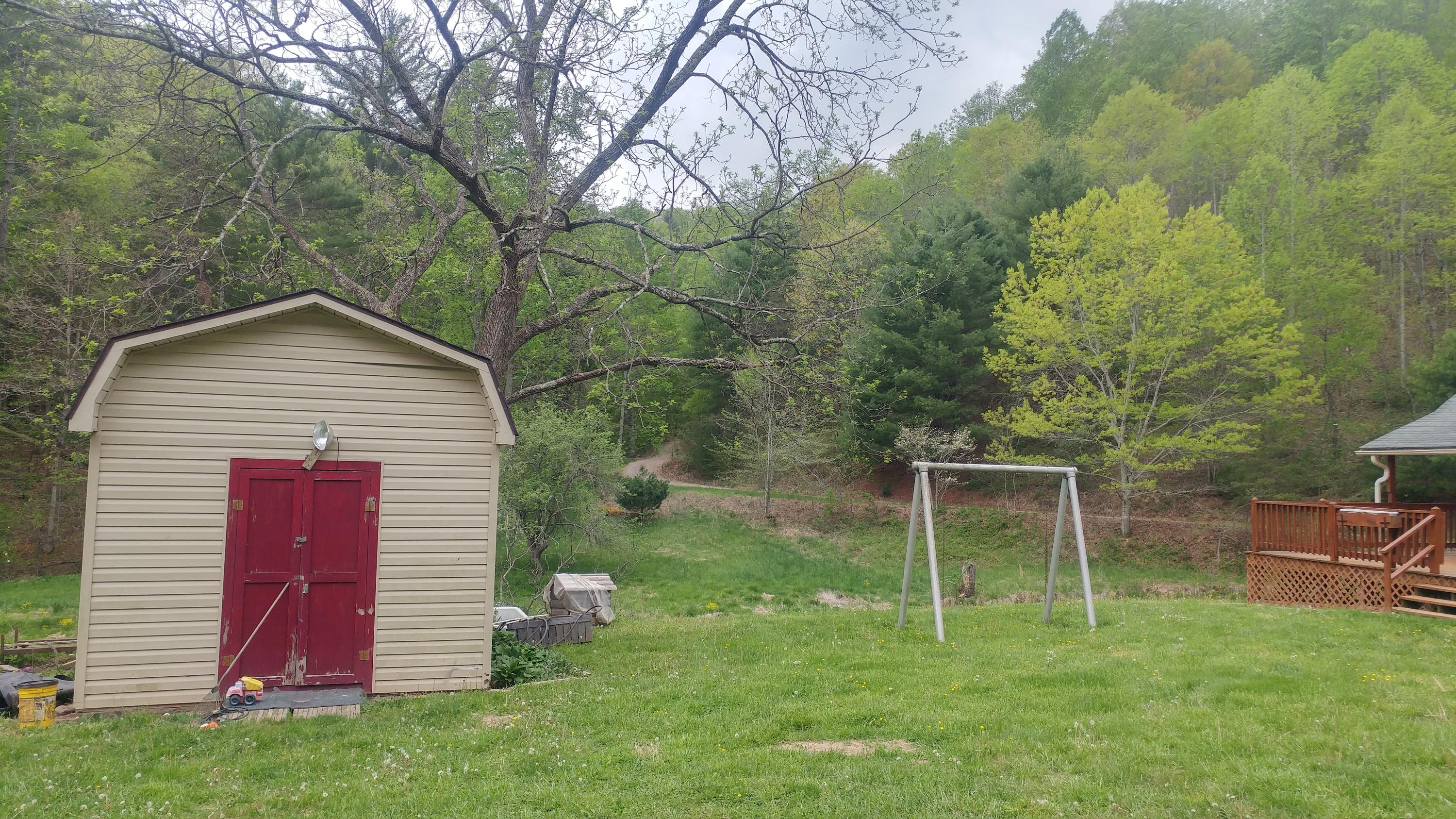 3245 Fishers View Road Shawsville, VA 24162 - Photo 13 of 37 0505181641d_HDR - Copy