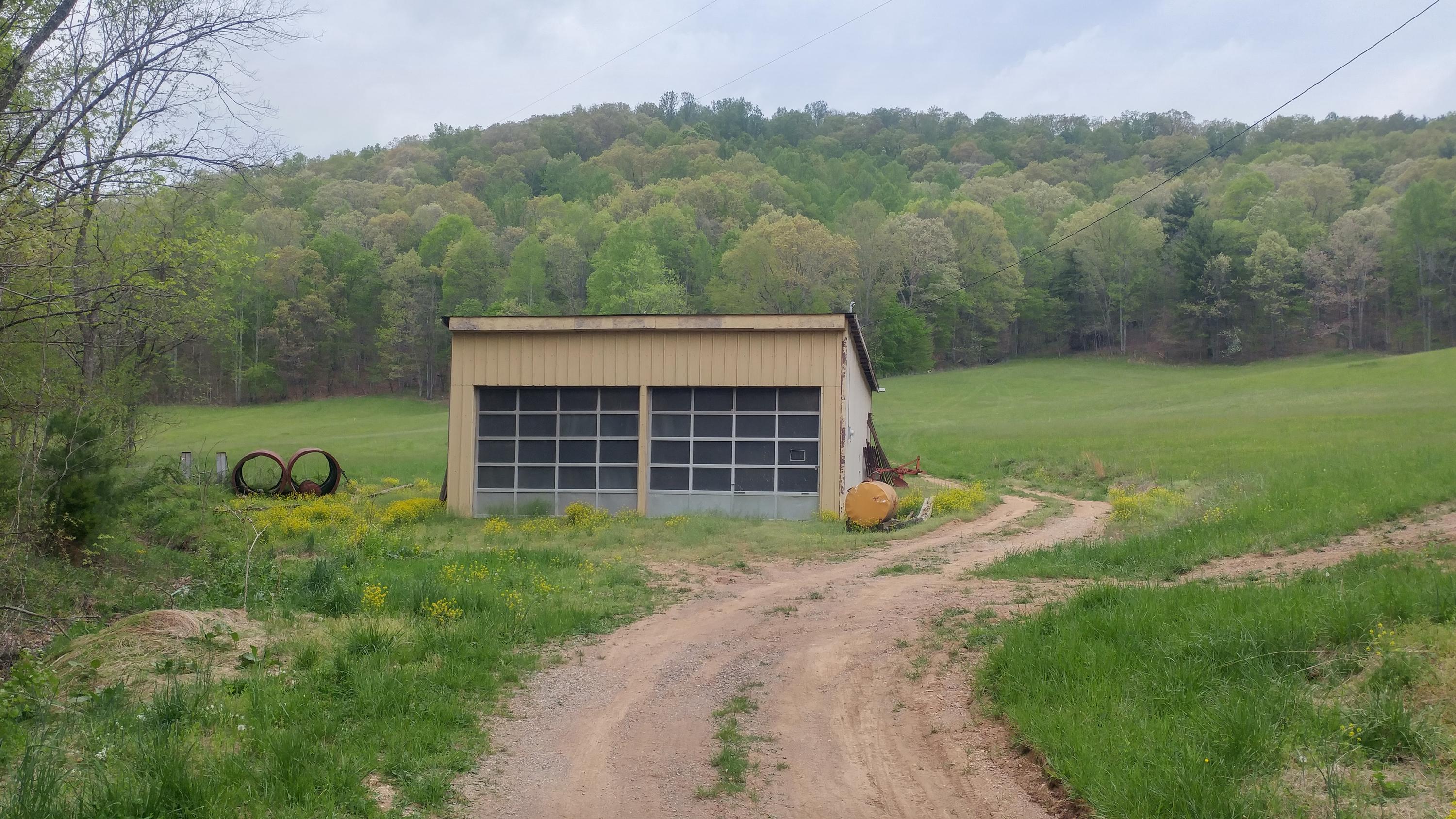 3245 Fishers View Road Shawsville, VA 24162 - Photo 15 of 37 0505181643b_HDR - Copy