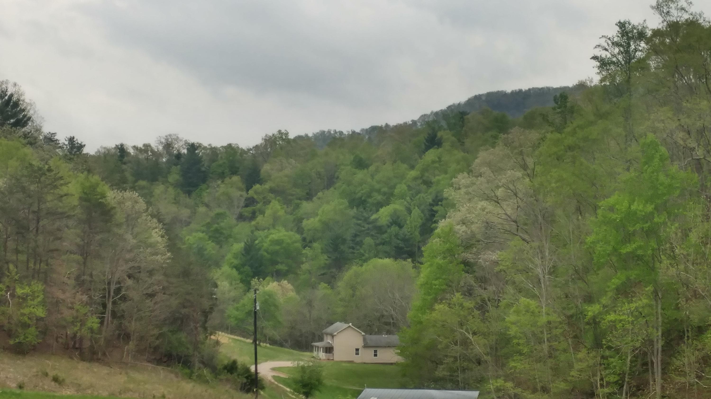 3245 Fishers View Road Shawsville, VA 24162 - Photo 26 of 37 0505181730a_HDR - Copy