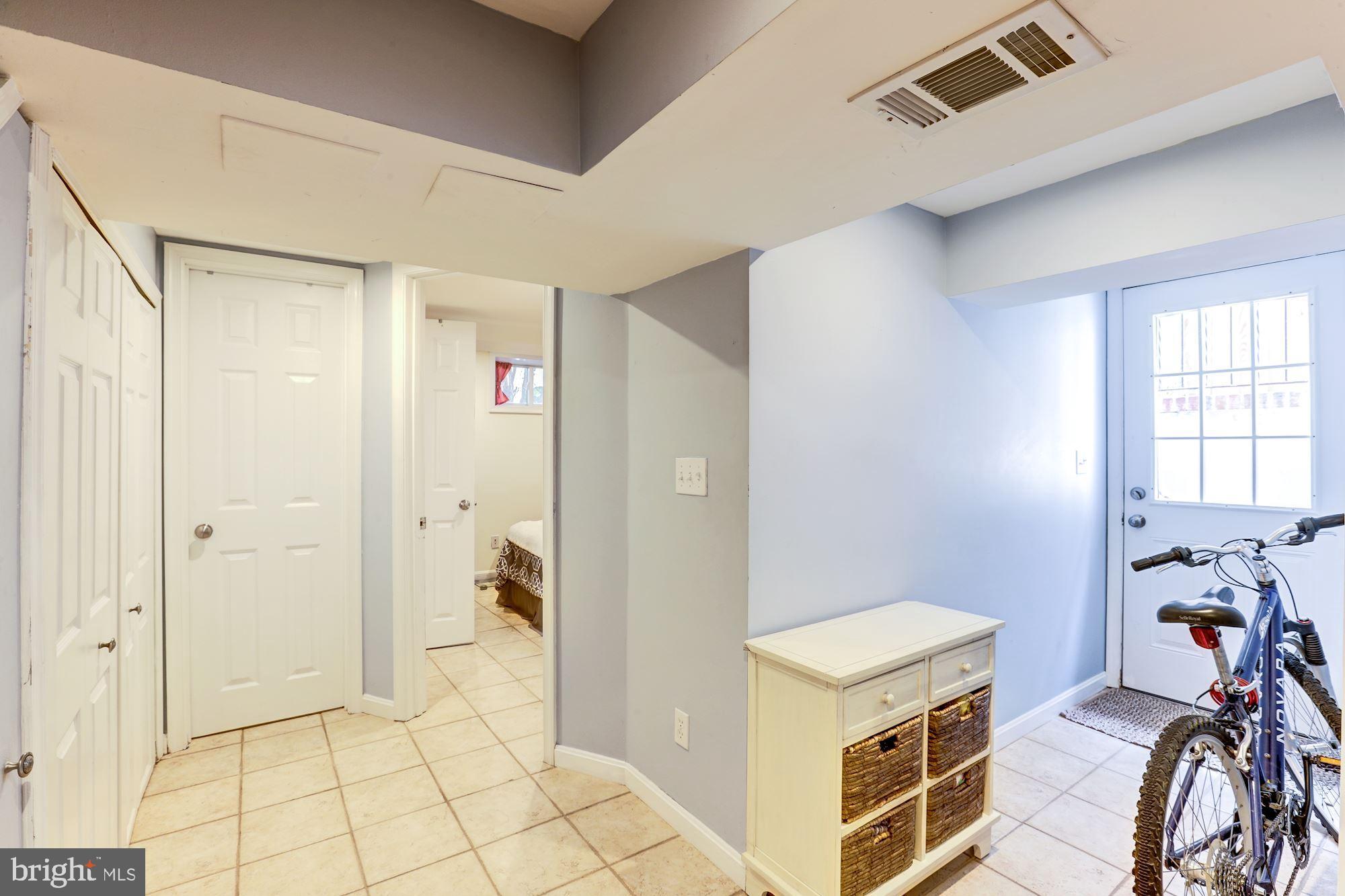 3606 1st Road South Arlington, VA 22204 - Photo 31 of 48 Gallery Image 31