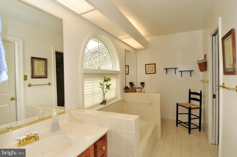 7109 Deer Valley Road Highland, MD 20777 - Photo 14 of 20 Master Bath