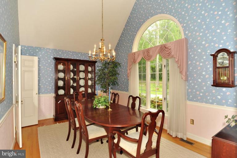 7109 Deer Valley Road Highland, MD 20777 - Photo 7 of 20 Dining Room
