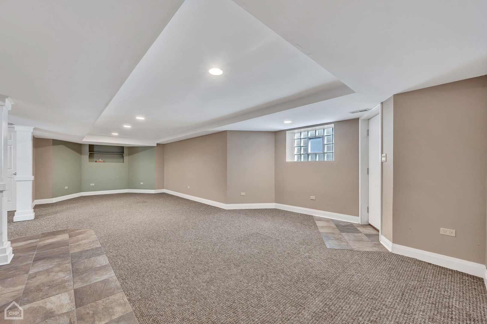 267 Lawton Road Riverside, IL 60546 - Photo 36 of 44 a view of an empty room with windows