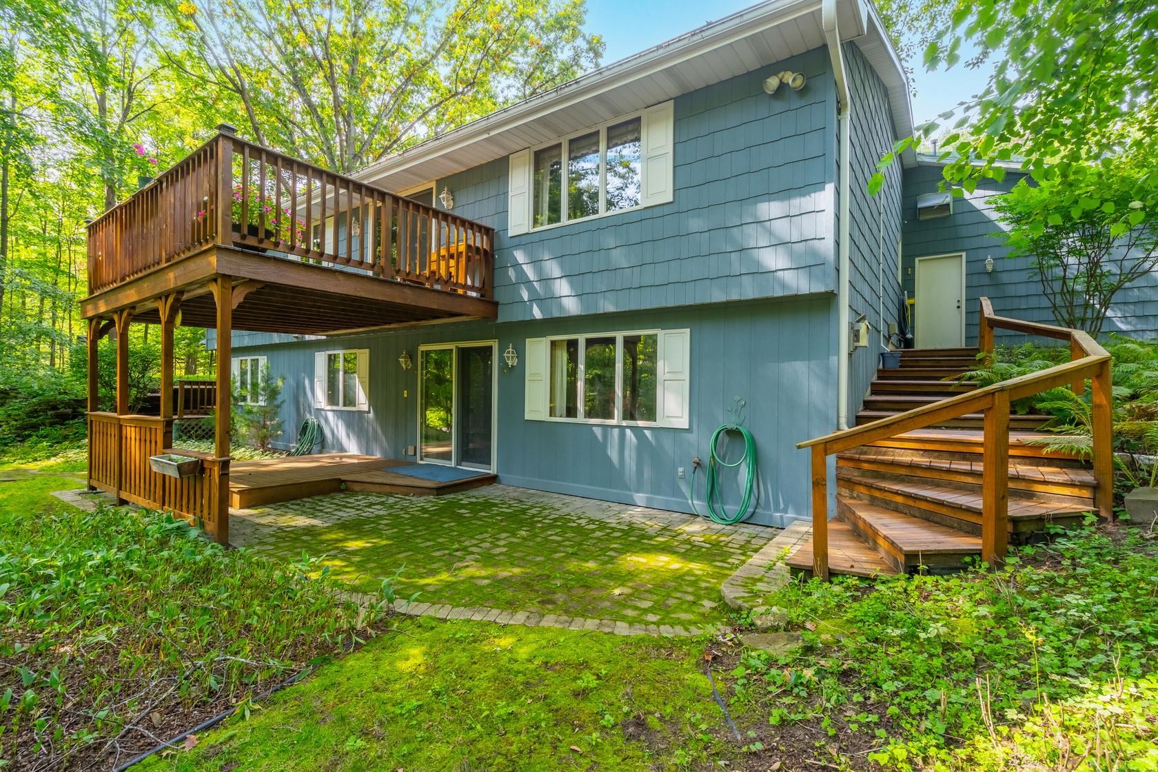 872 Winding Trail Oneida, WI 54155 - Photo 6 of 61