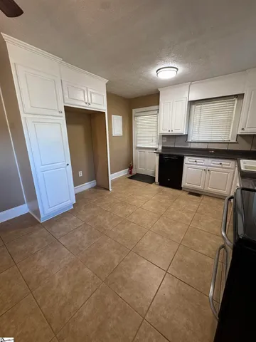 $325,000 | 5 Lenore Avenue, Greenville, SC 29617