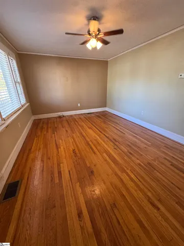 $325,000 | 5 Lenore Avenue, Greenville, SC 29617