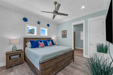 $799,000 | 1978 Ave I, Crystal Beach, TX 77650