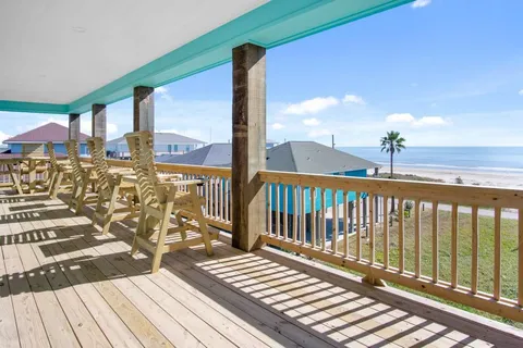 $799,000 | 1978 Ave I, Crystal Beach, TX 77650