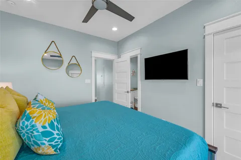 $799,000 | 1978 Ave I, Crystal Beach, TX 77650