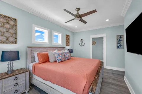 $799,000 | 1978 Ave I, Crystal Beach, TX 77650