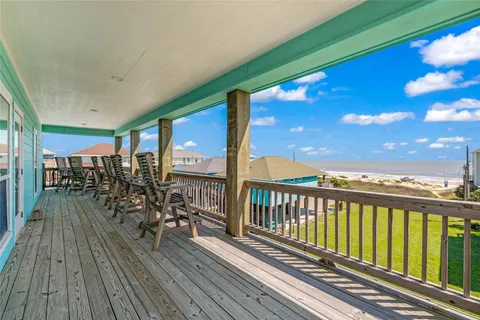 $799,000 | 1978 Ave I, Crystal Beach, TX 77650