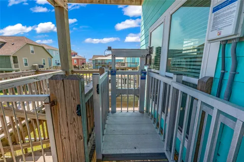 $799,000 | 1978 Ave I, Crystal Beach, TX 77650