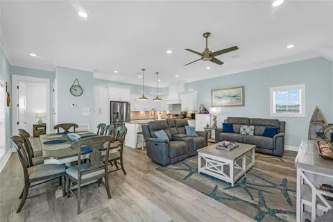 $799,000 | 1978 Ave I, Crystal Beach, TX 77650