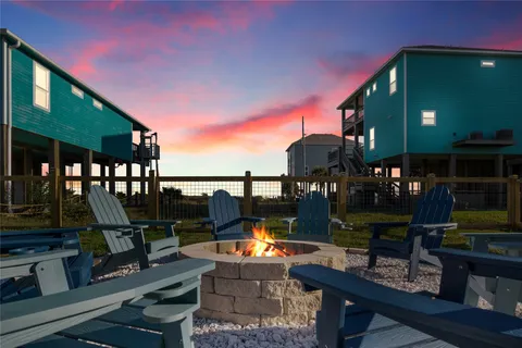 $799,000 | 1978 Ave I, Crystal Beach, TX 77650