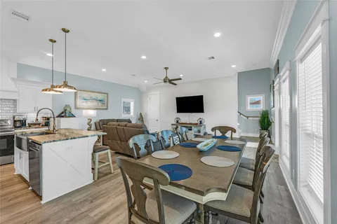 $799,000 | 1978 Ave I, Crystal Beach, TX 77650