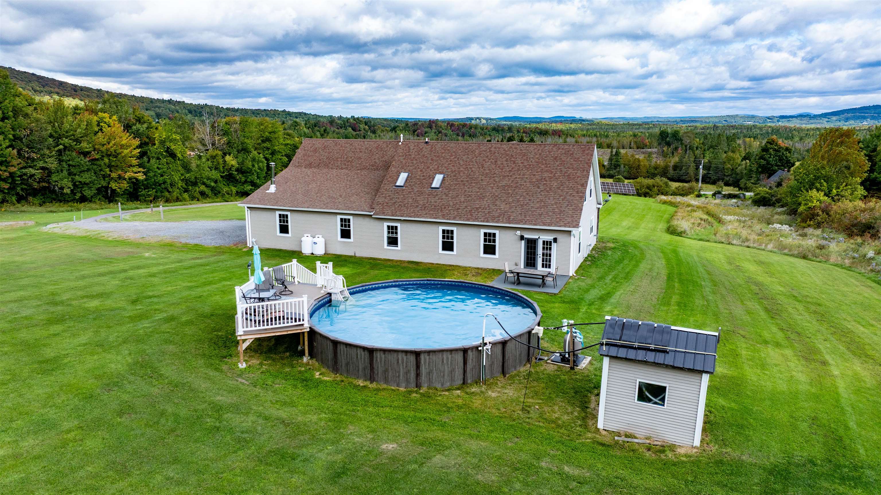 370 Cook Road Barton, VT 05822 - Photo 4 of 45 Gallery Image 4