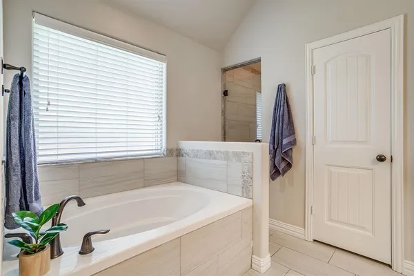 $445,000 | 195 Melbourne Drive, Willow Park, TX 76087