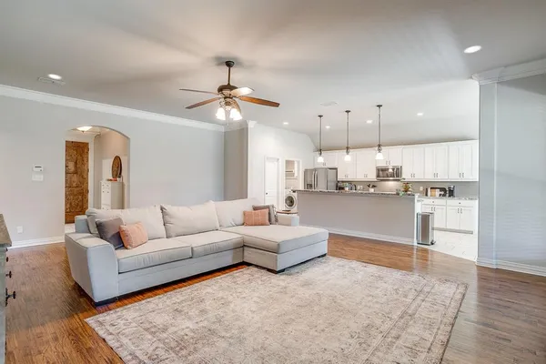 $445,000 | 195 Melbourne Drive, Willow Park, TX 76087